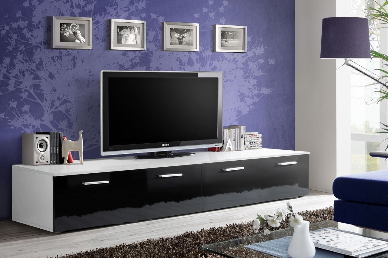 TV-Unterschrank mit vier Fächern Bjordal 60, Farbe: Schwarz Hochglanz / Weiß matt - Abmessungen: 35 x 200 x 45 cm (H x B x T)