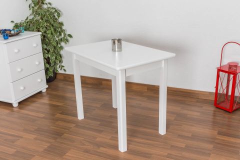 Kleiner weißer Tisch