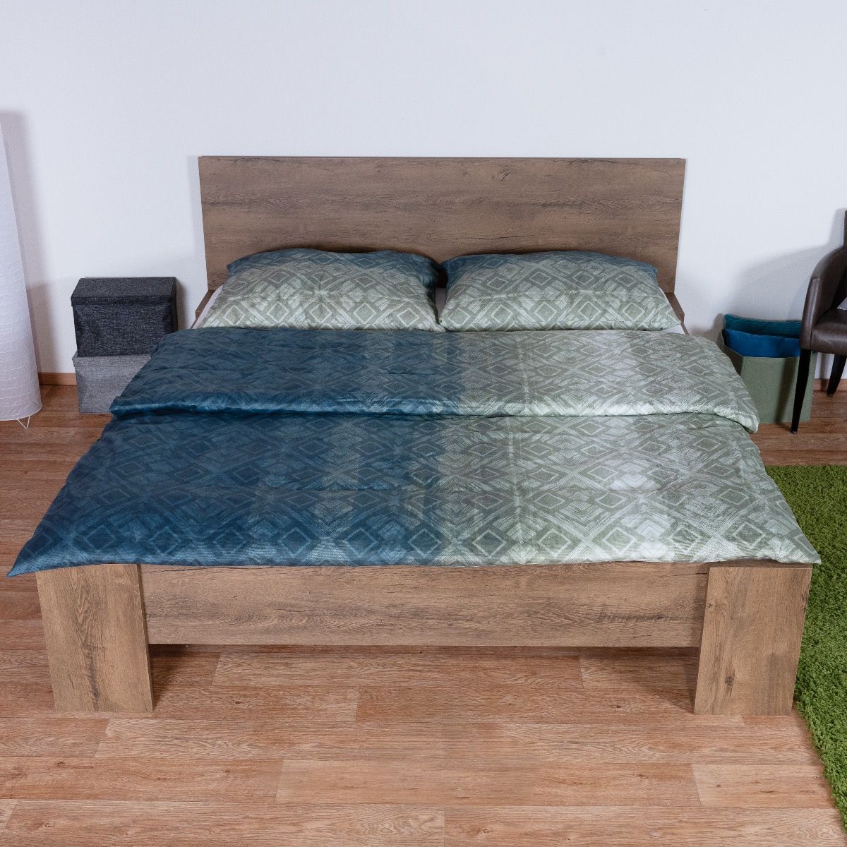 Doppelbett Selun 20, Farbe: Eiche Dunkelbraun - 180 x 200 cm (B x L)