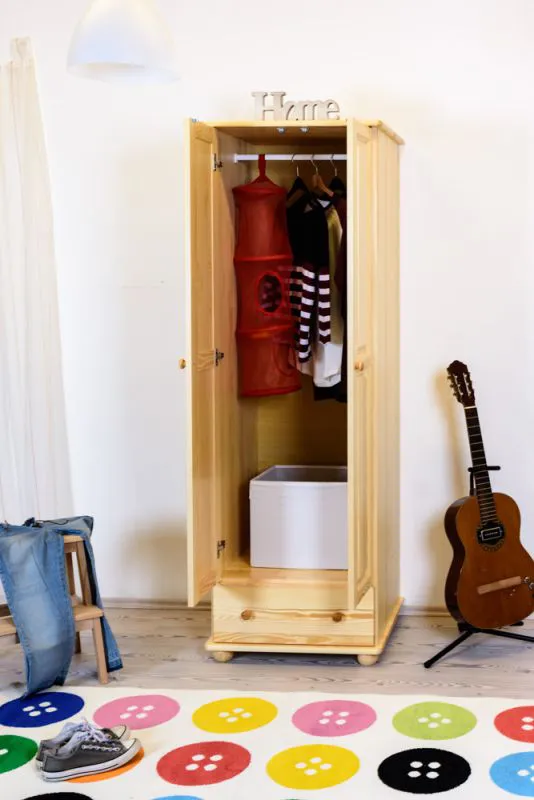 Kleiderschrank 195 cm hoch