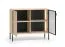 Kommode | klein | Farbe: Eiche Lindberg | 1 Glastür mit Aluminiumrahmen | 4 Fächer | inkl. LED-Beleuchtung | Push-to-open Funktion | 107 x 40 x 86 cm | Beine: Metall