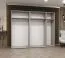 Kleiderschrank mit drei Kleiderstangen Eiger 94, Farbe: Schwarz, drei Fächer, zwei Spiegeltüren, 2,5 Meter breit, Griffe: Schwarz, Soft-Close-Funktion