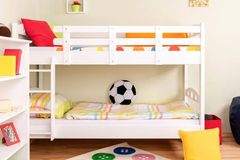 Stockbett für Kinder 90 x 200 cm | Massivholz: Buche | Weiß Lackiert | umbaubar in 2 Einzelbetten | inkl. Rollroste Abbildung