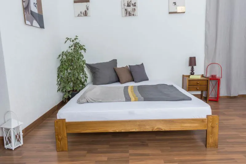 Holzbett 160 x 200 cm Kiefer massiv Eiche mit Lattenrost Abbildung
