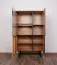 Vitrine Slatina 06, Farbe: Eiche / Schwarz, teilmassiv - Abmessungen: 146 x 91 x 45 cm (H x B x T)