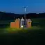 Hot Tub 03 aus Thermoholz mit LED-Beleuchtung, Thermodeckel, Kombimassagedüsen, Sandfilter, Holzbox, UV-Lampe und Wärmedämmung, Wanne: Anthrazit, Innendurchmesser: 200 cm